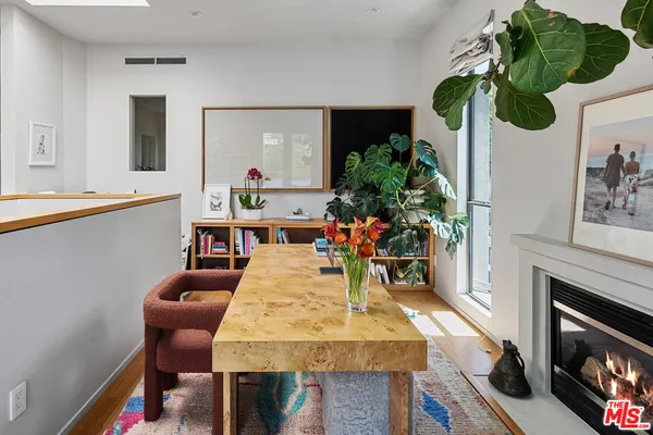 $18,000 | 8735 Dorrington Avenue, West Hollywood, CA 90048