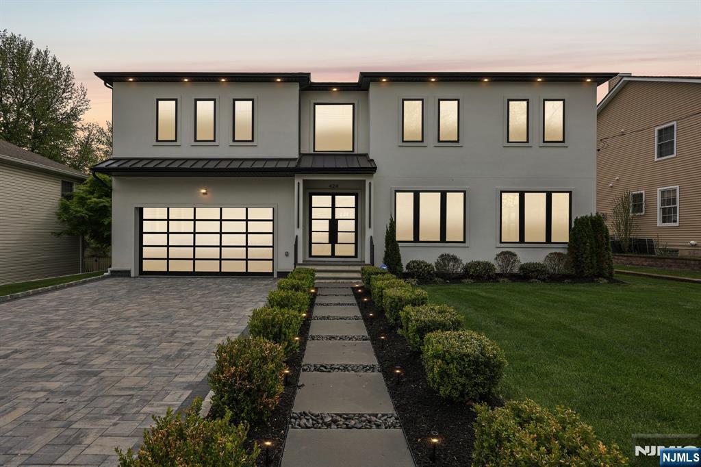 424 East Ridgewood Avenue Paramus, NJ 07652 - Photo 50 of 50
