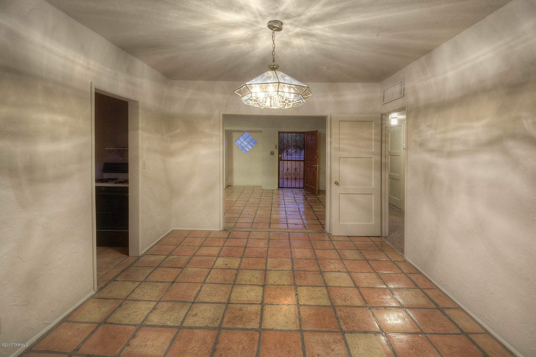 2100 East Grant Road Tucson, AZ 85719 - Photo 7 of 23