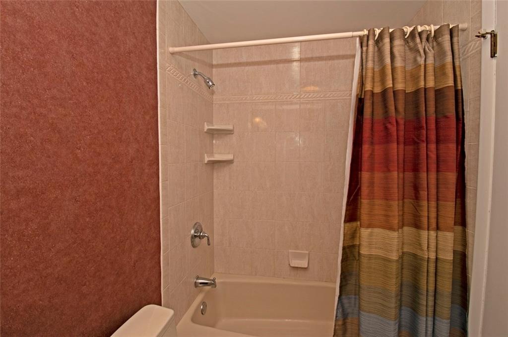 2337 Morrow Road Pittsburgh, PA 15241 - Photo 22 of 25 Gallery Image 22