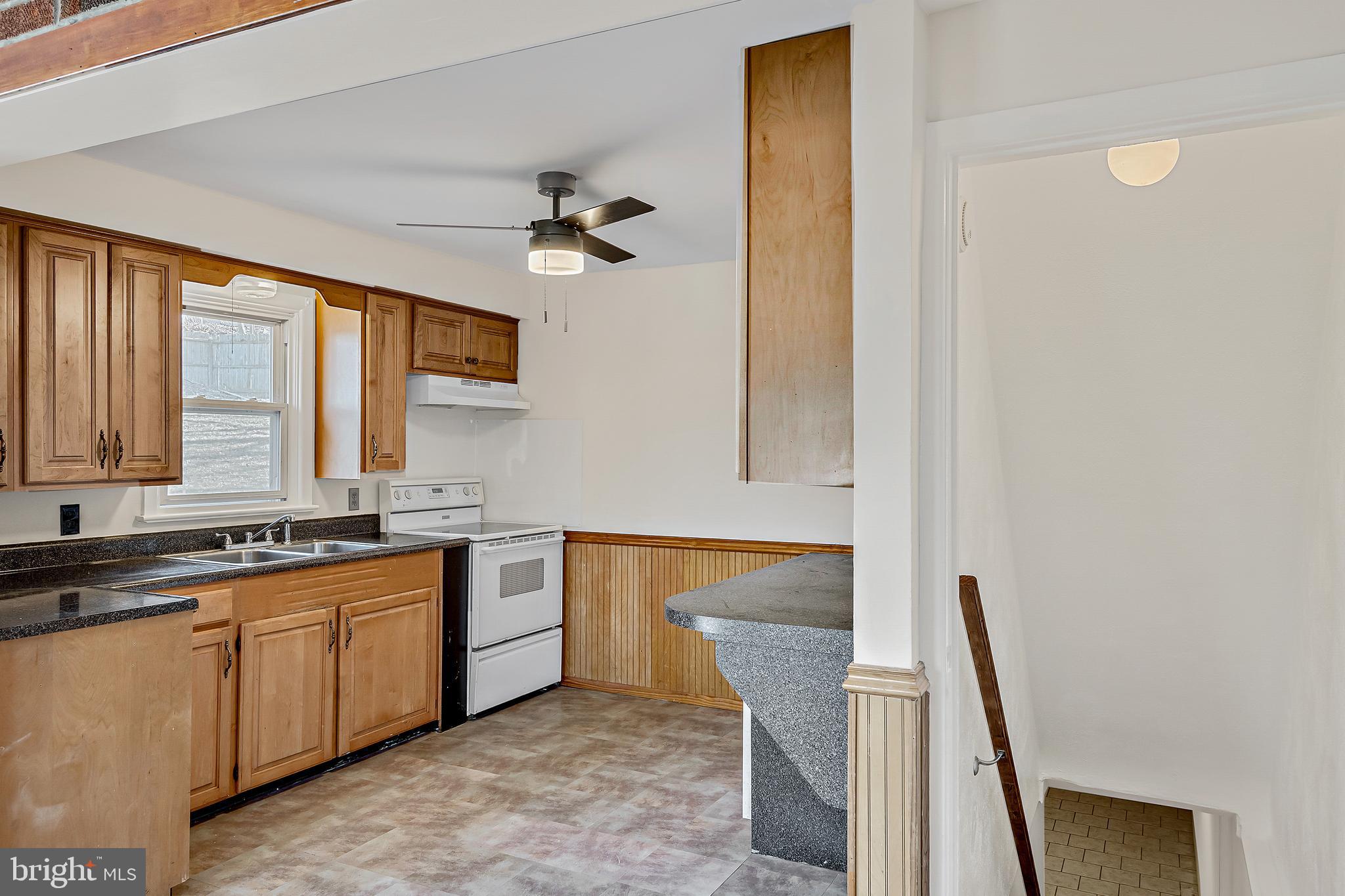 9473 East Springfield Road Seven Valleys, PA 17360 - Photo 11 of 28