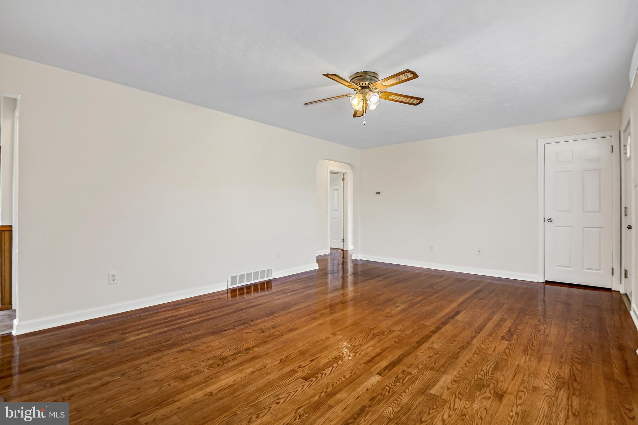 9473 East Springfield Road Seven Valleys, PA 17360 - Photo 8 of 28