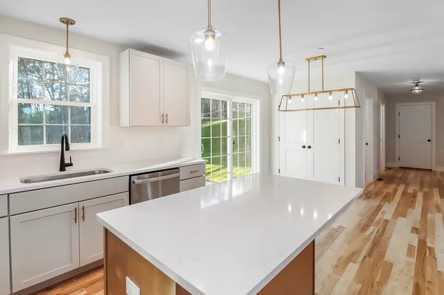 $873,000 | Lot 16 Pawtuckaway Ridge, Unit LOT 16, Nottingham, NH 03290