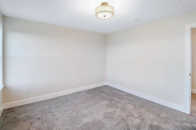 $873,000 | Lot 16 Pawtuckaway Ridge, Unit LOT 16, Nottingham, NH 03290