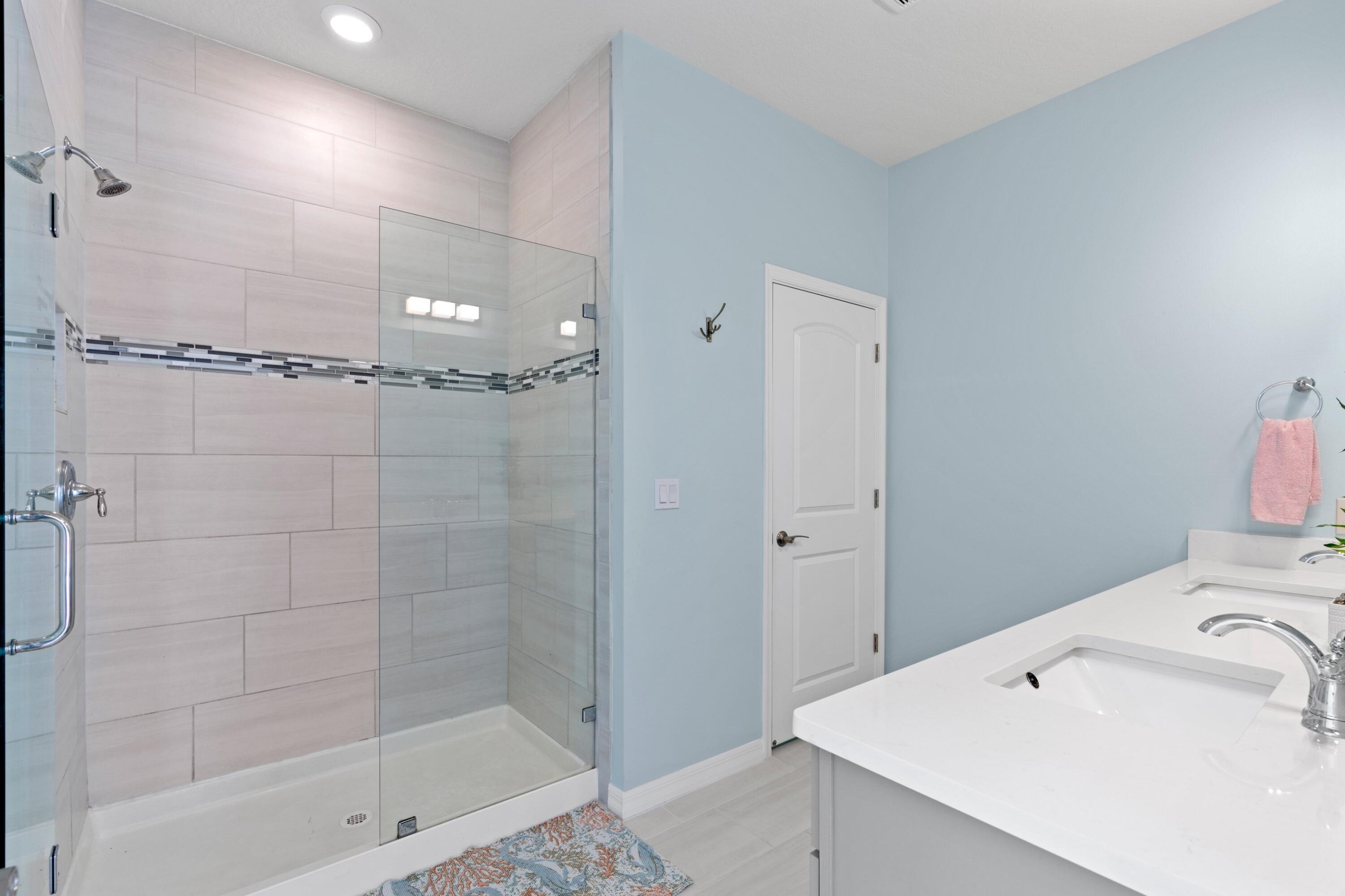8294 Cadre Noir Road Lake Worth, FL 33467 - Photo 18 of 31 DSC05458.jpg-SMALL