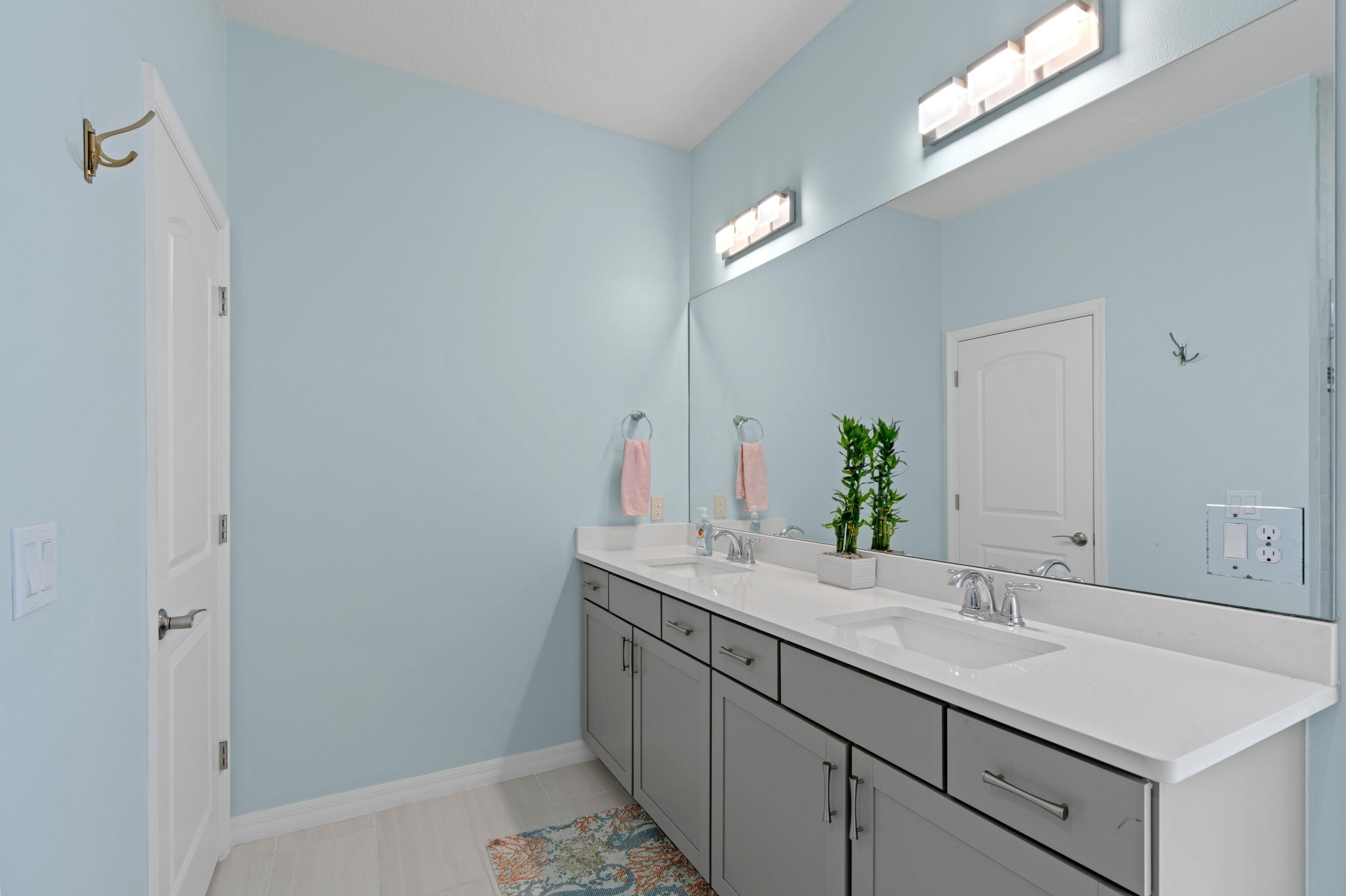 8294 Cadre Noir Road Lake Worth, FL 33467 - Photo 19 of 31 DSC05453.jpg-SMALL