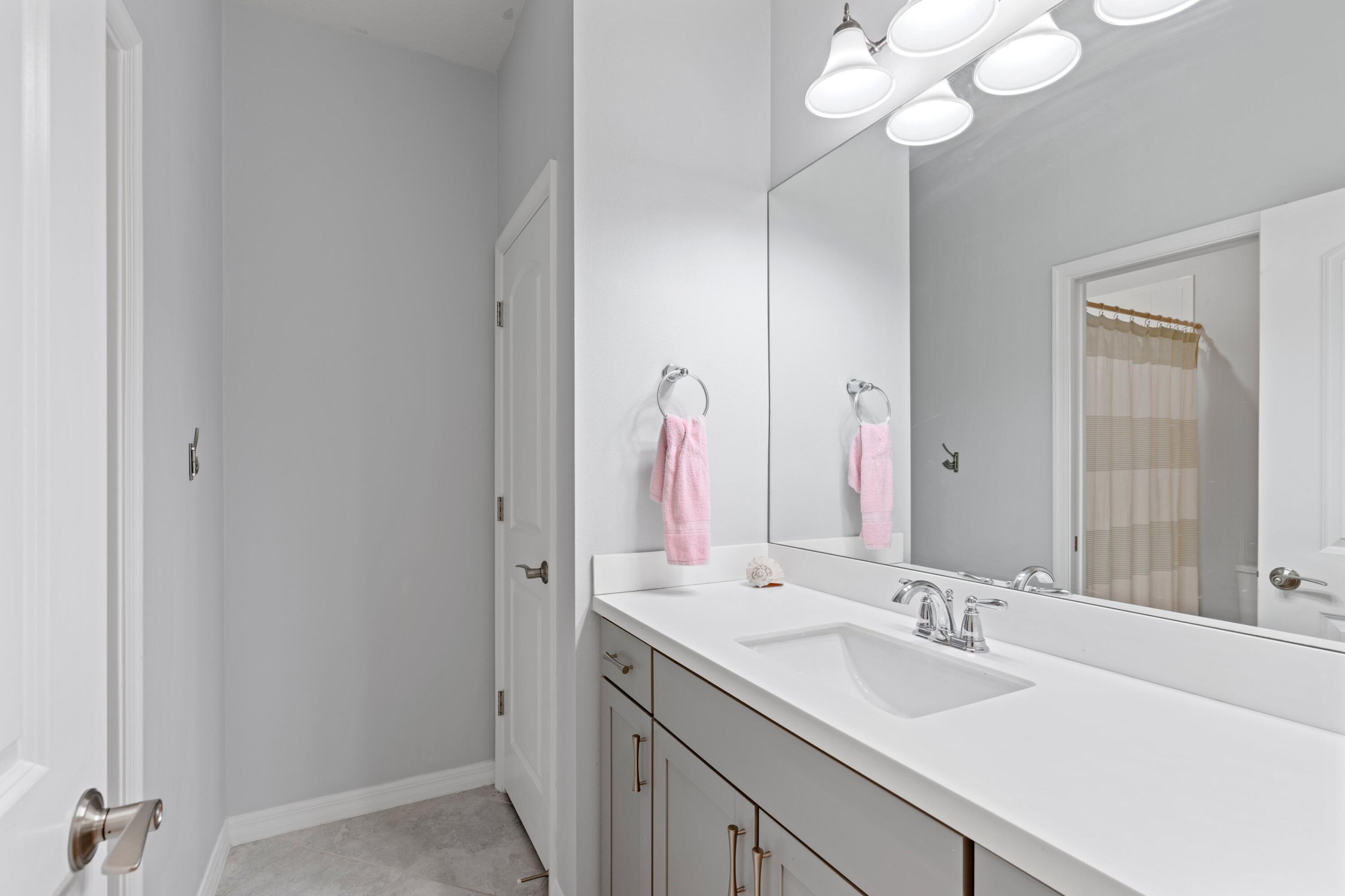 8294 Cadre Noir Road Lake Worth, FL 33467 - Photo 22 of 31 DSC05428.jpg-SMALL