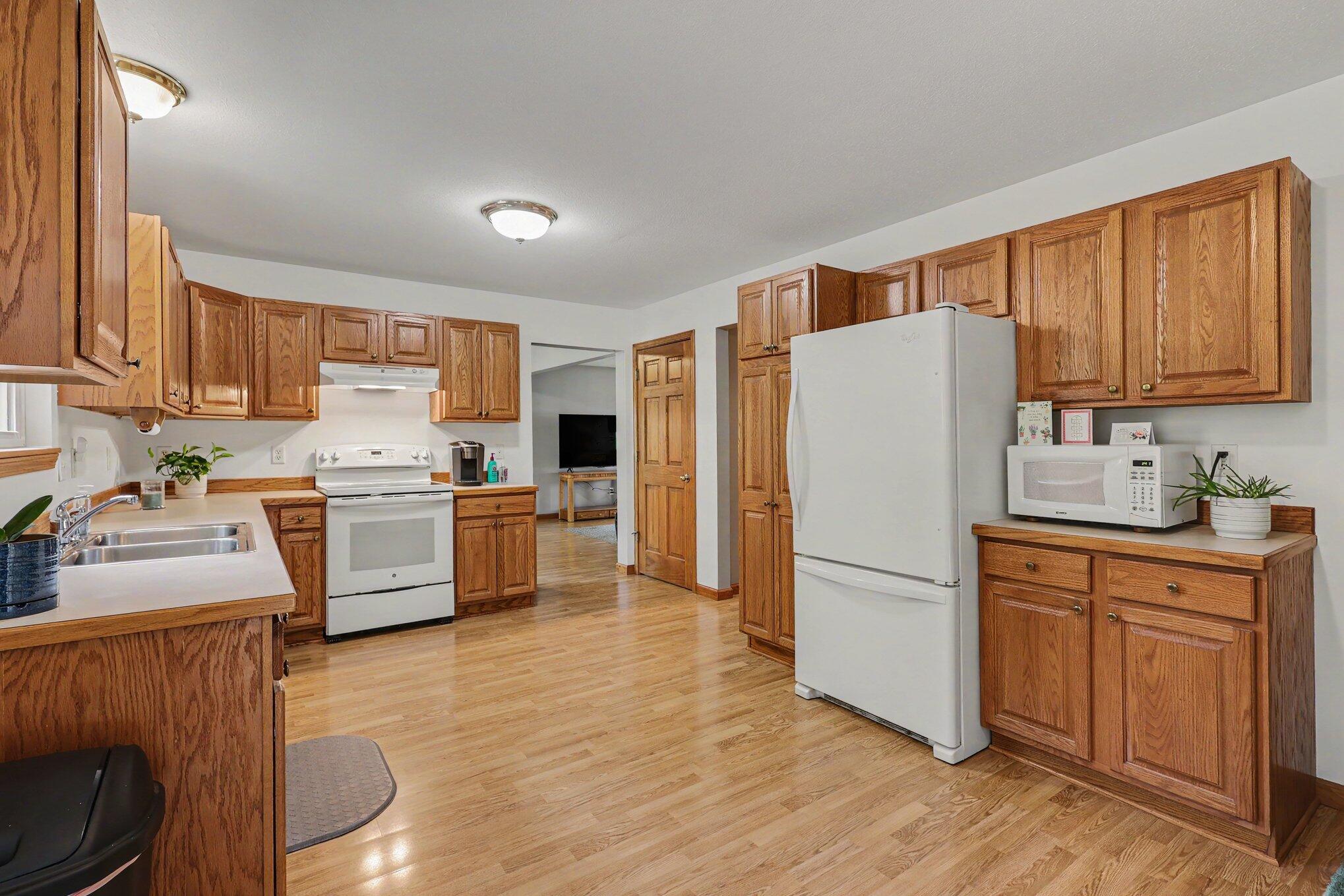 7222 Hancock Road Montague, MI 49437 - Photo 9 of 33 008_file_1947