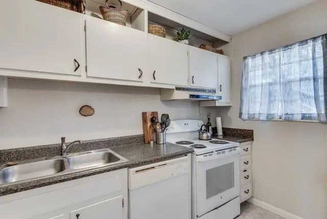 $195,000 | 510 Coventry Road, Unit 19B, Decatur, GA 30030