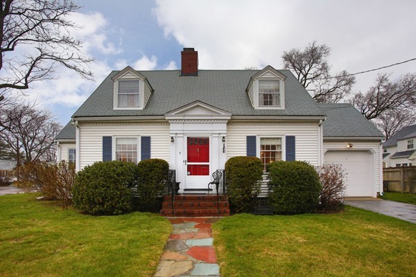 5 Roanoke Road Arlington, MA 02474 - Photo 1 of 12 Gallery Image 1