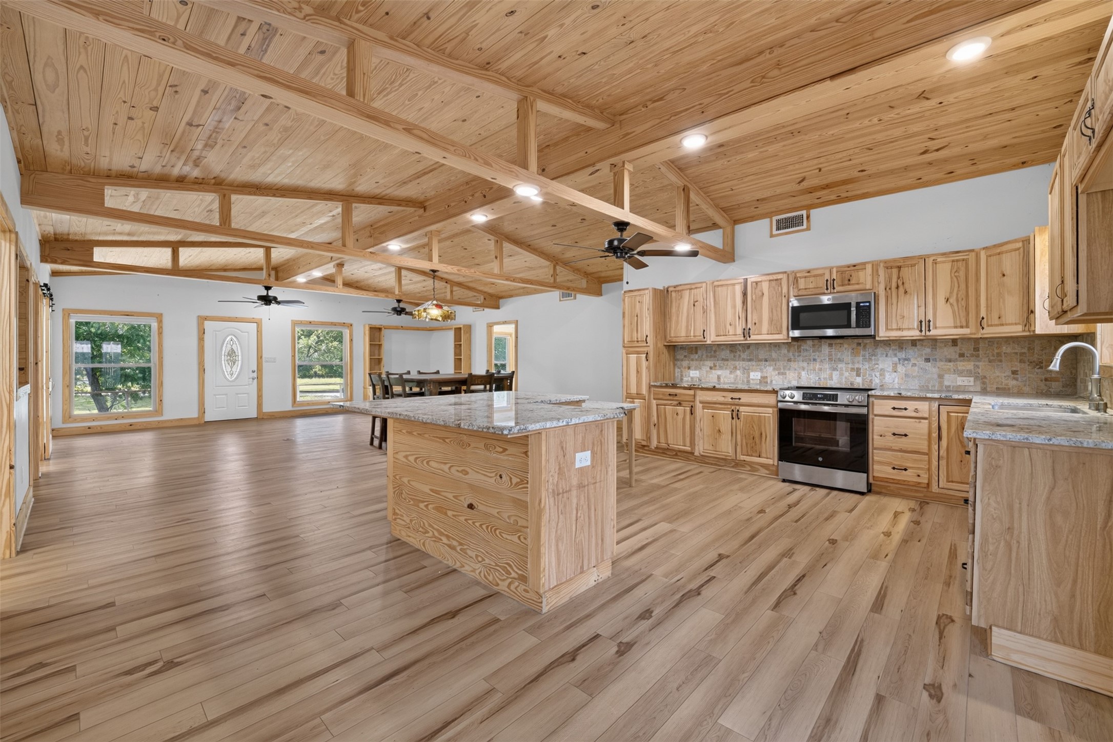 3961 Clay Crk Road Brenham, TX 77833 - Photo 11 of 32 Gallery Image 11