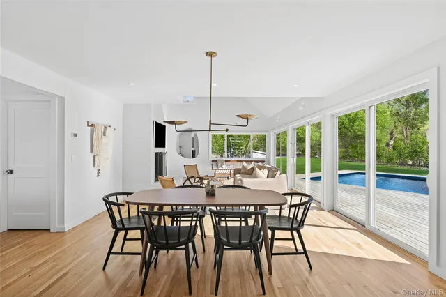 $2,795,000 | 34 Floyd Street, East Hampton, NY 11937