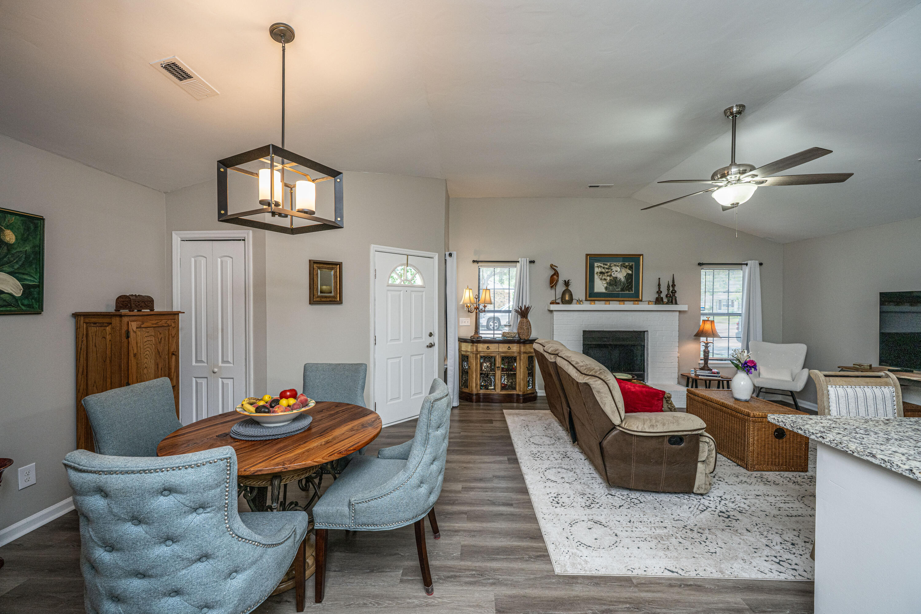 717 Temple Road, Unit B Ladson, SC 29456 - Photo 7 of 18 Dining area
