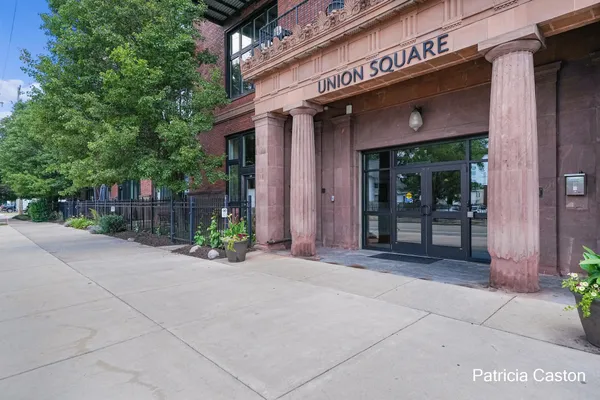 $329,000 | 600 Broadway Avenue Northwest, Unit 124, Grand Rapids, MI 49504