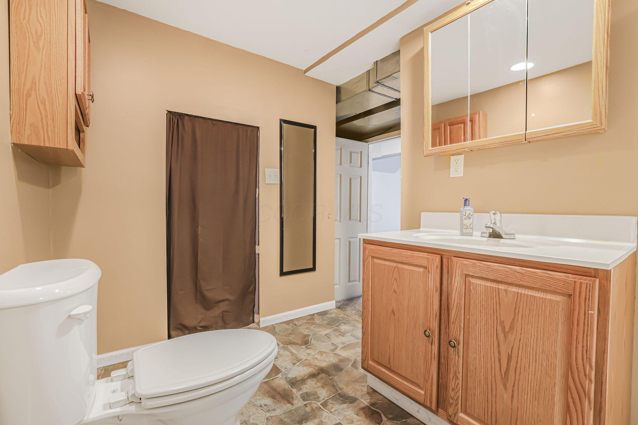 2242 Dates Street Delaware, OH 43015 - Photo 41 of 67