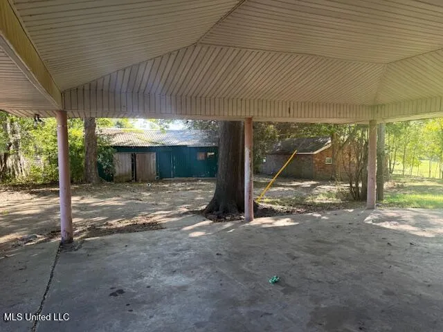 $395,000 | 5508 Tulane Road, Horn Lake, MS 38637