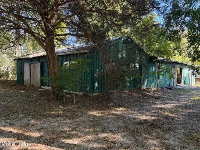 $395,000 | 5508 Tulane Road, Horn Lake, MS 38637