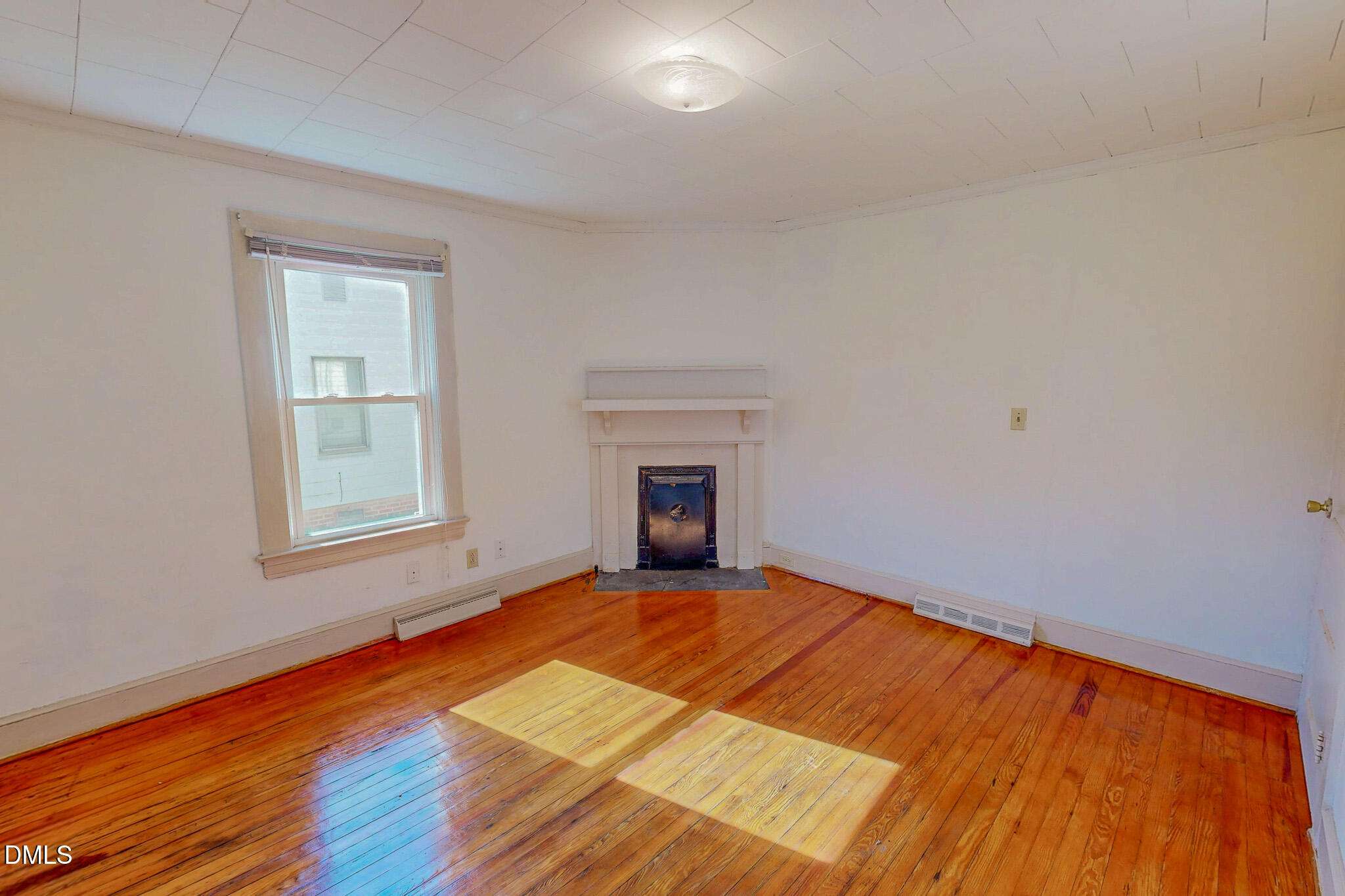 310 Barnett Avenue Roxboro, NC 27573 - Photo 7 of 20