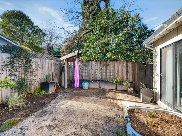 $565,000 | 1059 West Standley Street, Ukiah, CA 95482