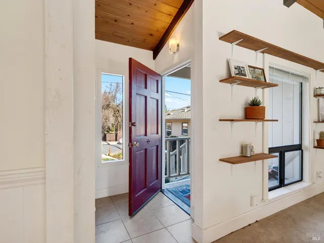 $565,000 | 1059 West Standley Street, Ukiah, CA 95482