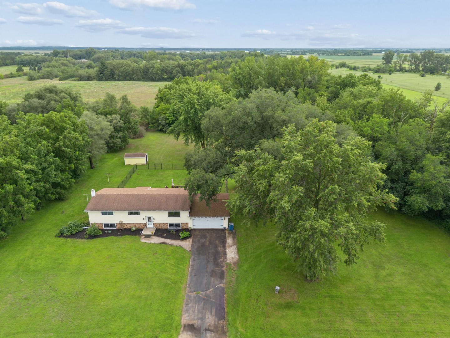 12793 Black Road Morrison, IL 61270 - Photo 41 of 52 Gallery Image 41