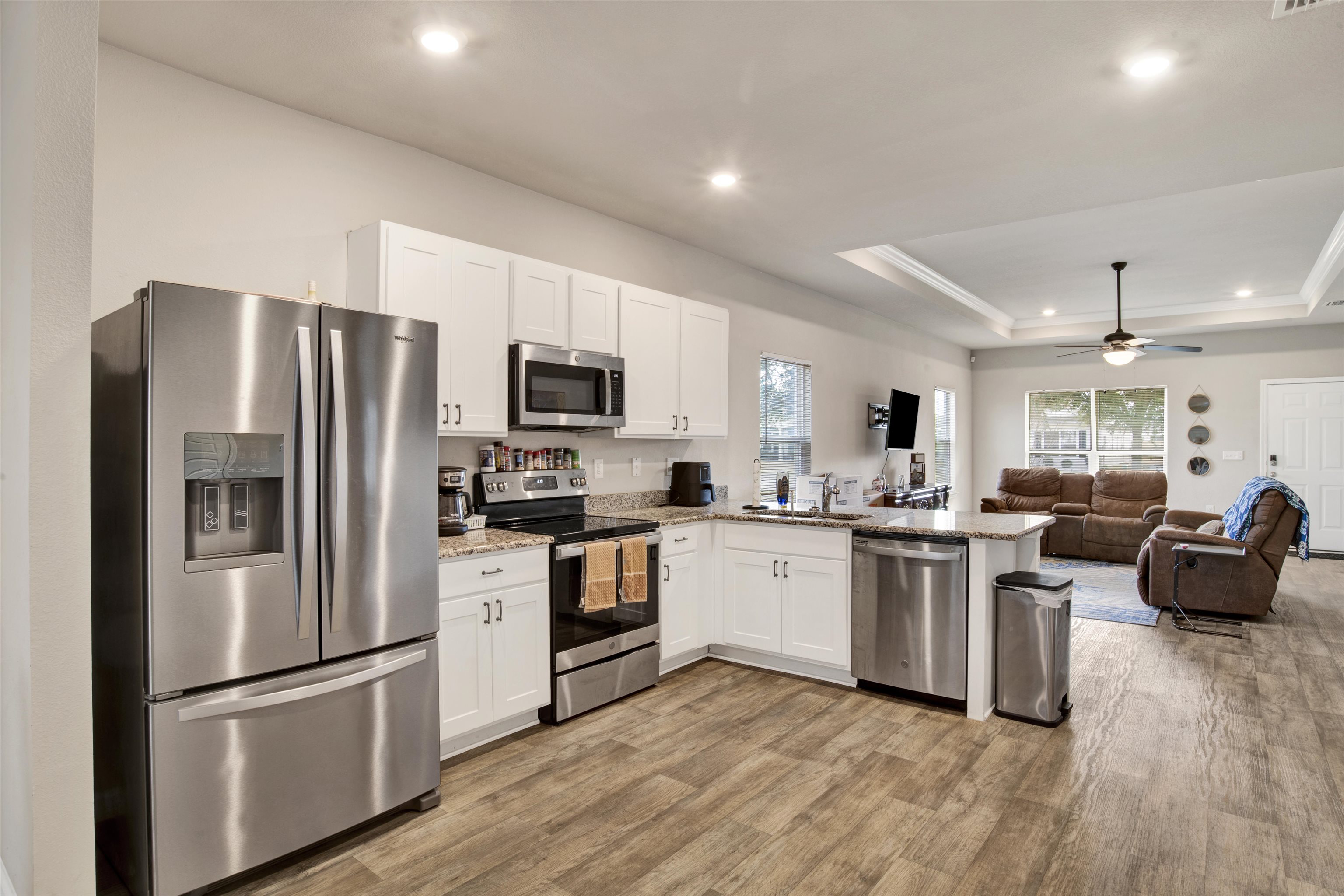 24101 Veranda Circle Elberta, AL 36530 - Photo 12 of 30 Kitchen