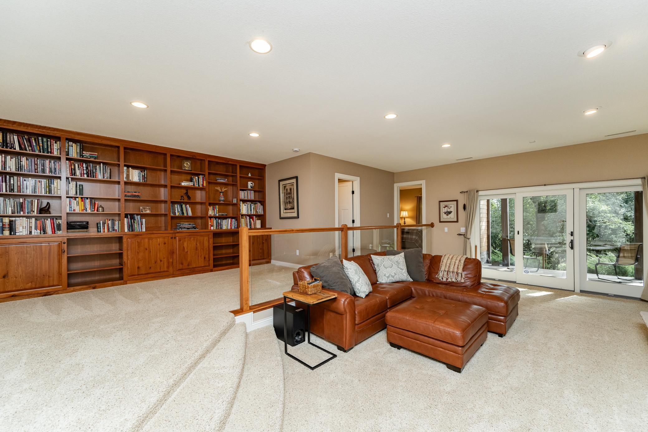 700 Panorama Circle Northwest Rochester, MN 55901 - Photo 32 of 75