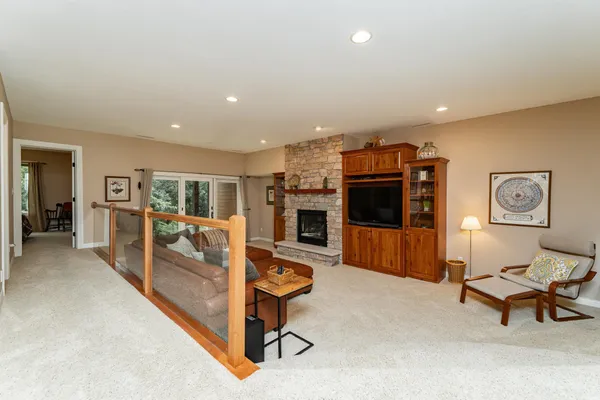 $625,000 | 700 Panorama Circle Northwest, Rochester, MN 55901