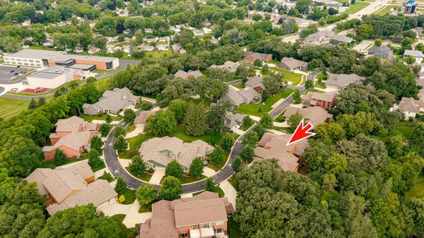$625,000 | 700 Panorama Circle Northwest, Rochester, MN 55901