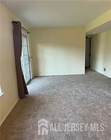 $2,400 | 1005 Stony Brook Way, North Brunswick, NJ 08902