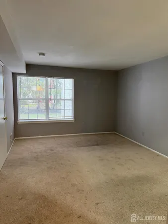 $2,400 | 1005 Stony Brook Way, North Brunswick, NJ 08902