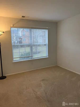 $2,400 | 1005 Stony Brook Way, North Brunswick, NJ 08902