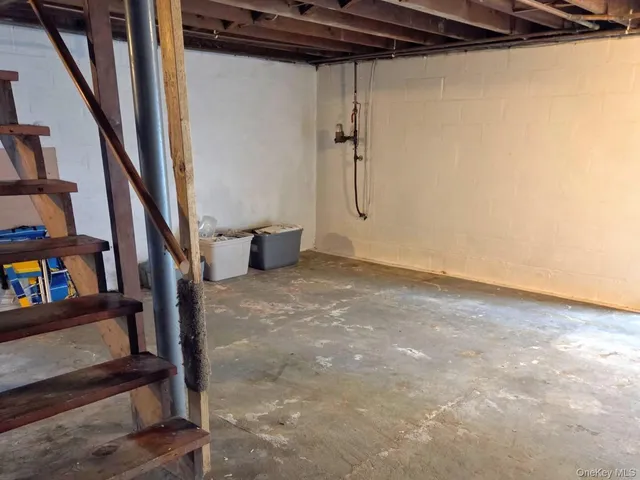 $380,000 | 102 Fairview Avenue, Kingston, NY 12401