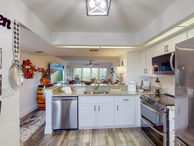 $425,000 | 300 Stevens Landing Drive, Unit 203, Marco Island, FL 34145