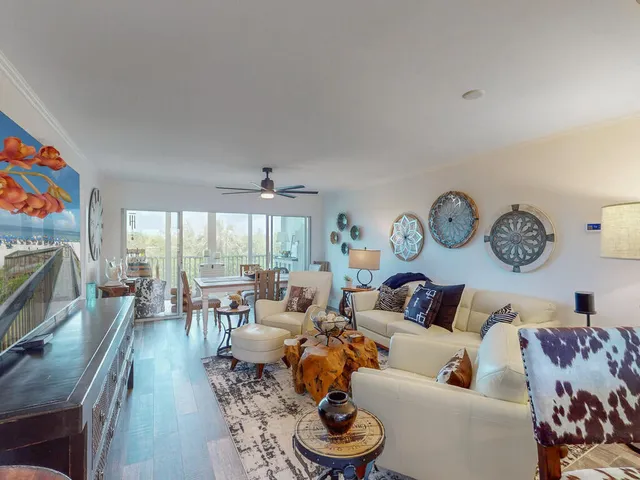 $425,000 | 300 Stevens Landing Drive, Unit 203, Marco Island, FL 34145