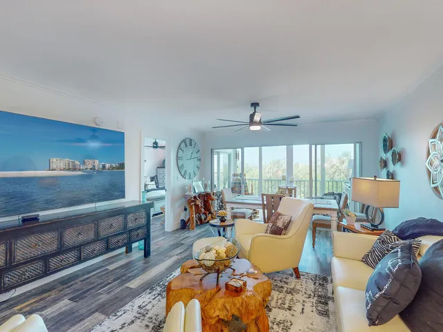 $425,000 | 300 Stevens Landing Drive, Unit 203, Marco Island, FL 34145
