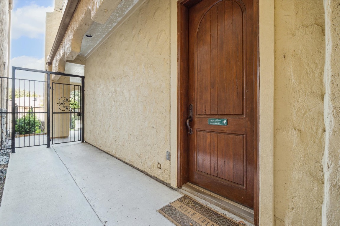 3614 Lancashire Street Houston, TX 77027 - Photo 4 of 47 a view of front door with wooden floor