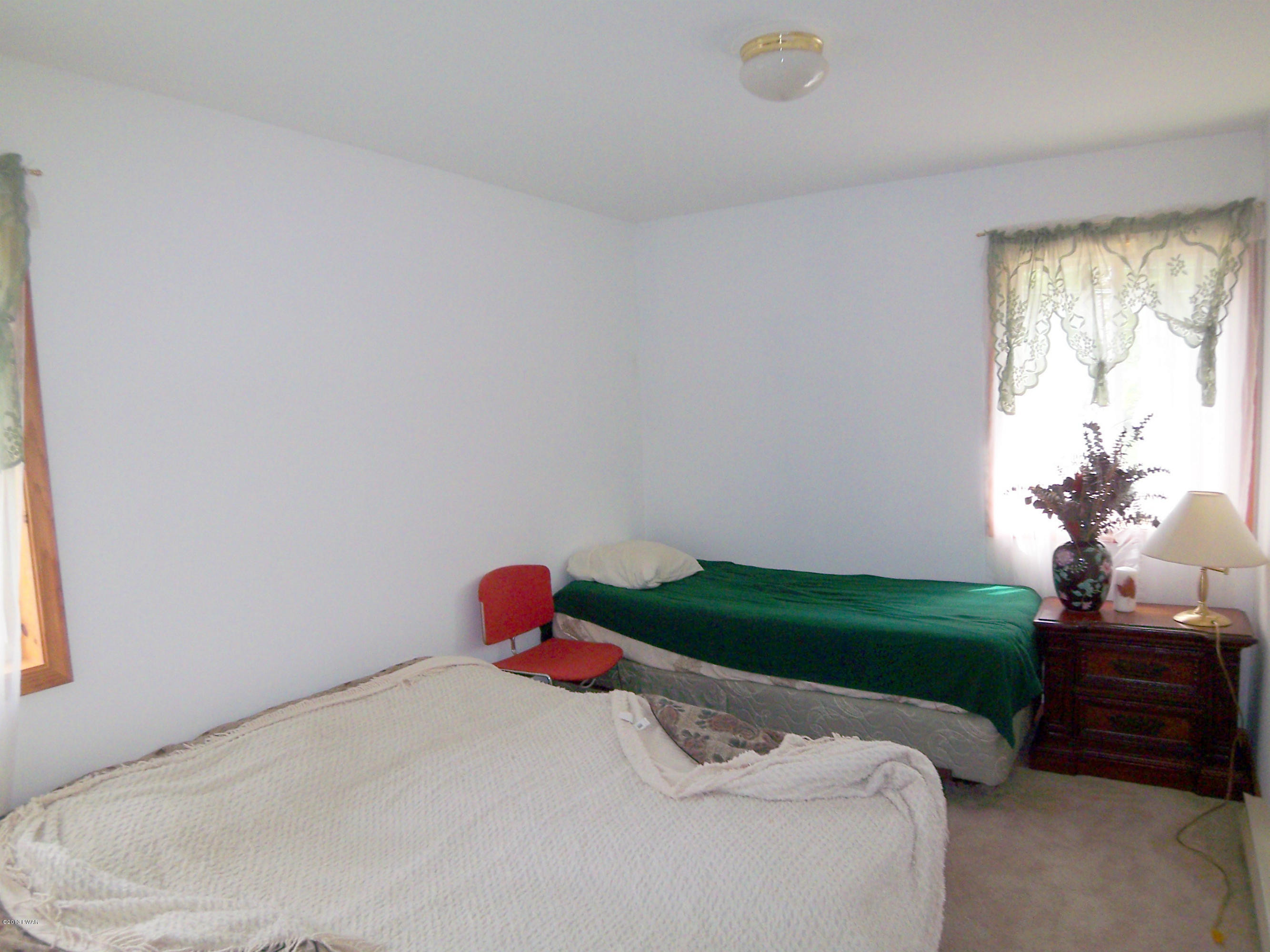 20 Riverside Drive Hawley, PA 18428 - Photo 11 of 17