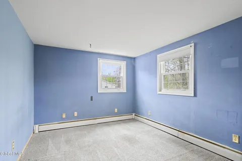 $424,900 | 19 Glenwood Drive, Clifton Park, NY 12019