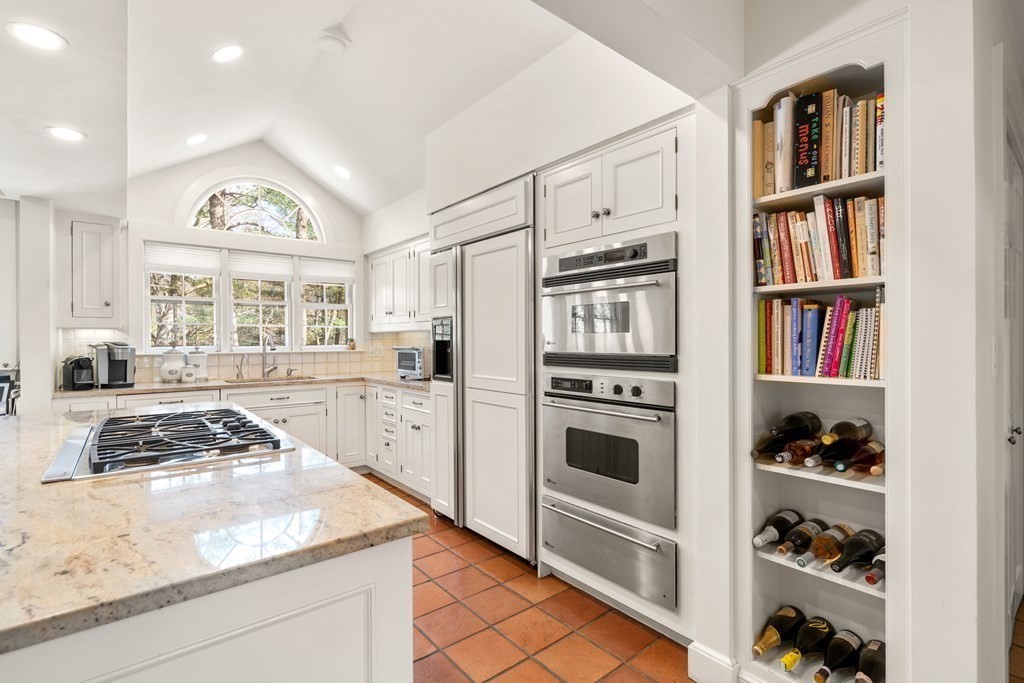 124 Rangeley Road Brookline, MA 02467 - Photo 13 of 30