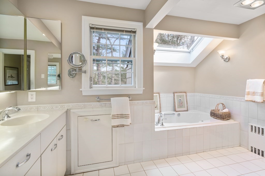 124 Rangeley Road Brookline, MA 02467 - Photo 20 of 30