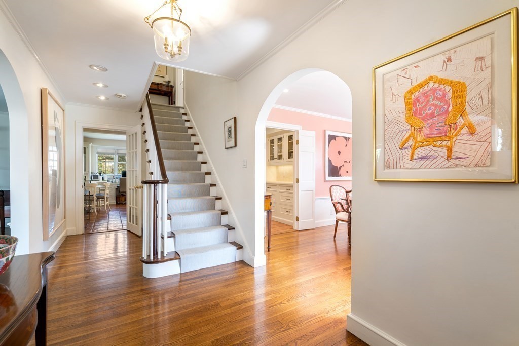 124 Rangeley Road Brookline, MA 02467 - Photo 4 of 30