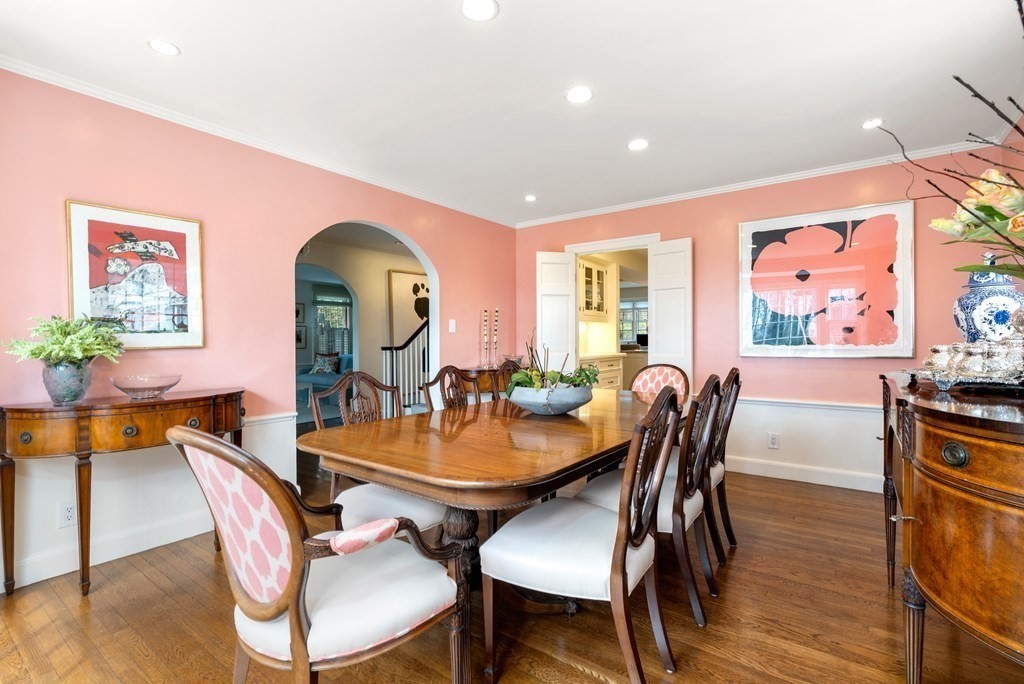 124 Rangeley Road Brookline, MA 02467 - Photo 6 of 30