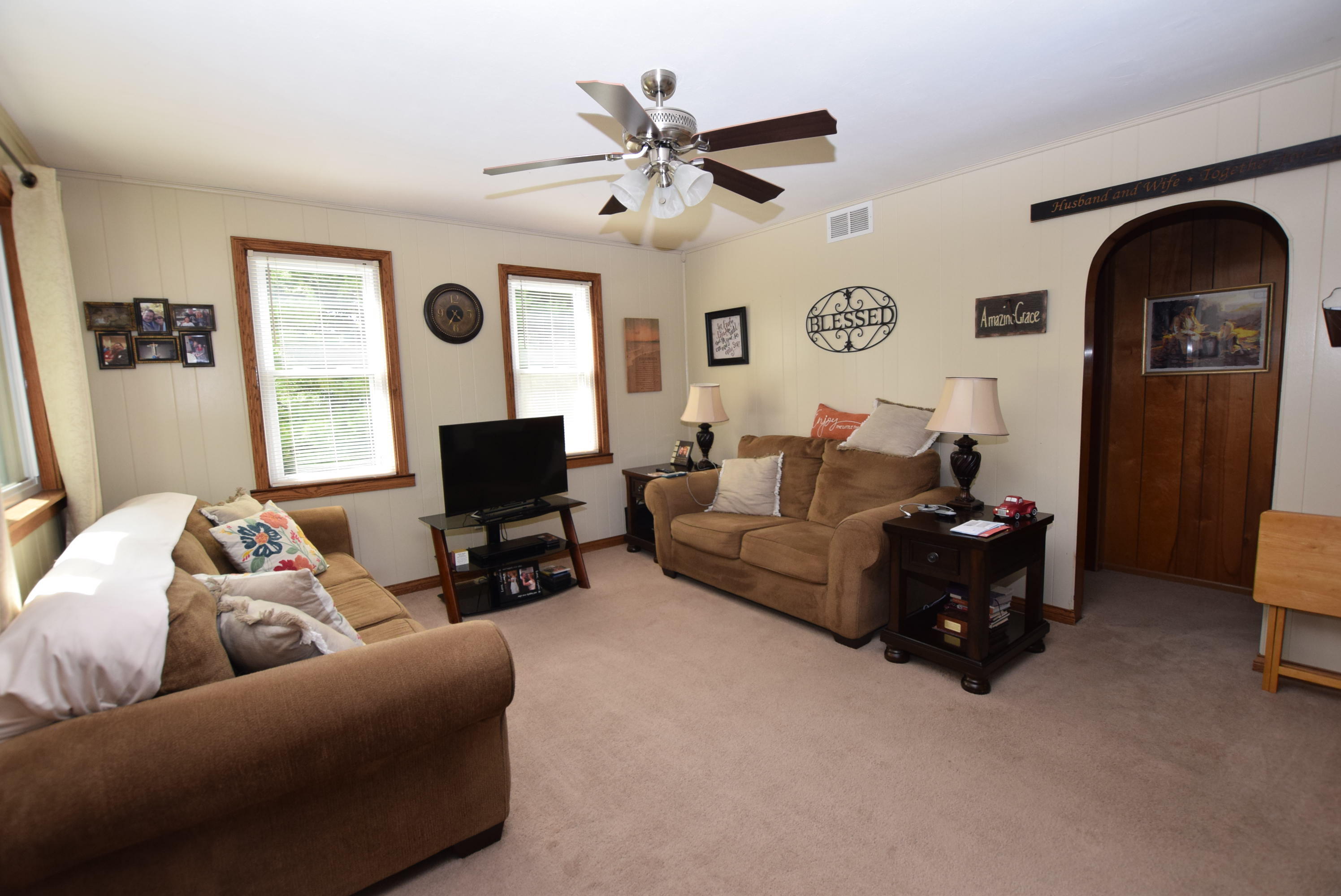 1240 Victory Road Springfield, OH 45504 - Photo 6 of 23