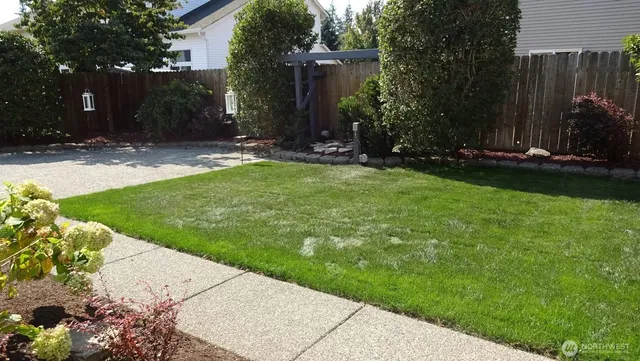 $3,100 | 27631 238th Avenue Southeast, Maple Valley, WA 98038