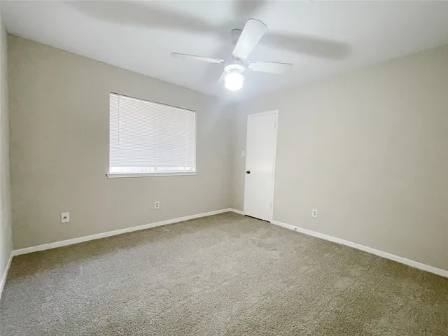 $1,995 | 13 North Deerfoot Circle, The Woodlands, TX 77380