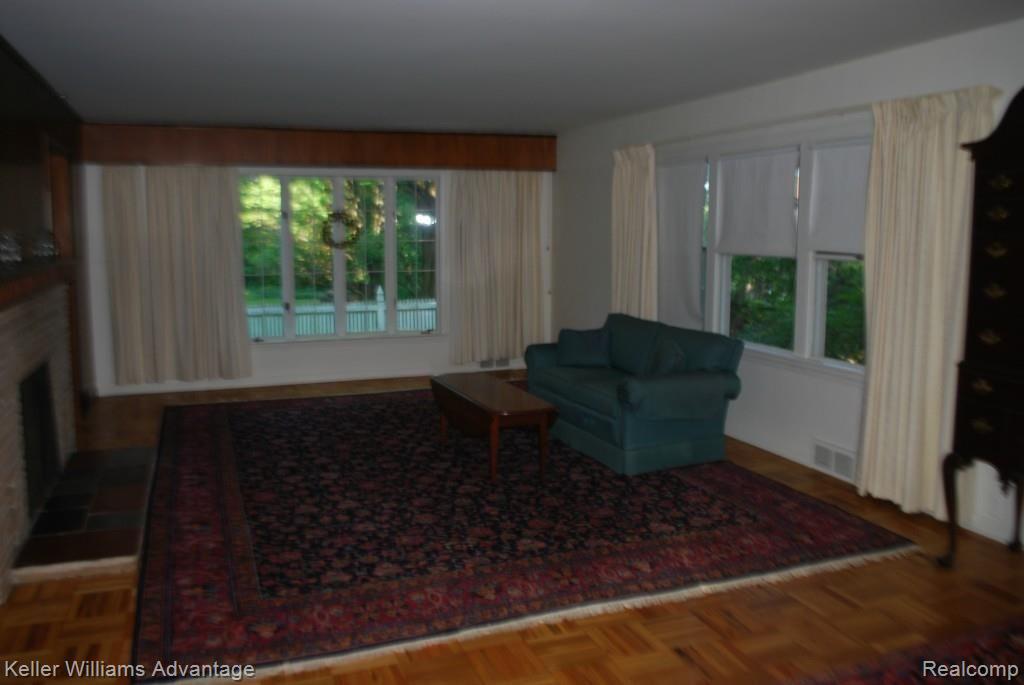 30941 Pear Ridge Farmington Hills, MI 48334 - Photo 2 of 62