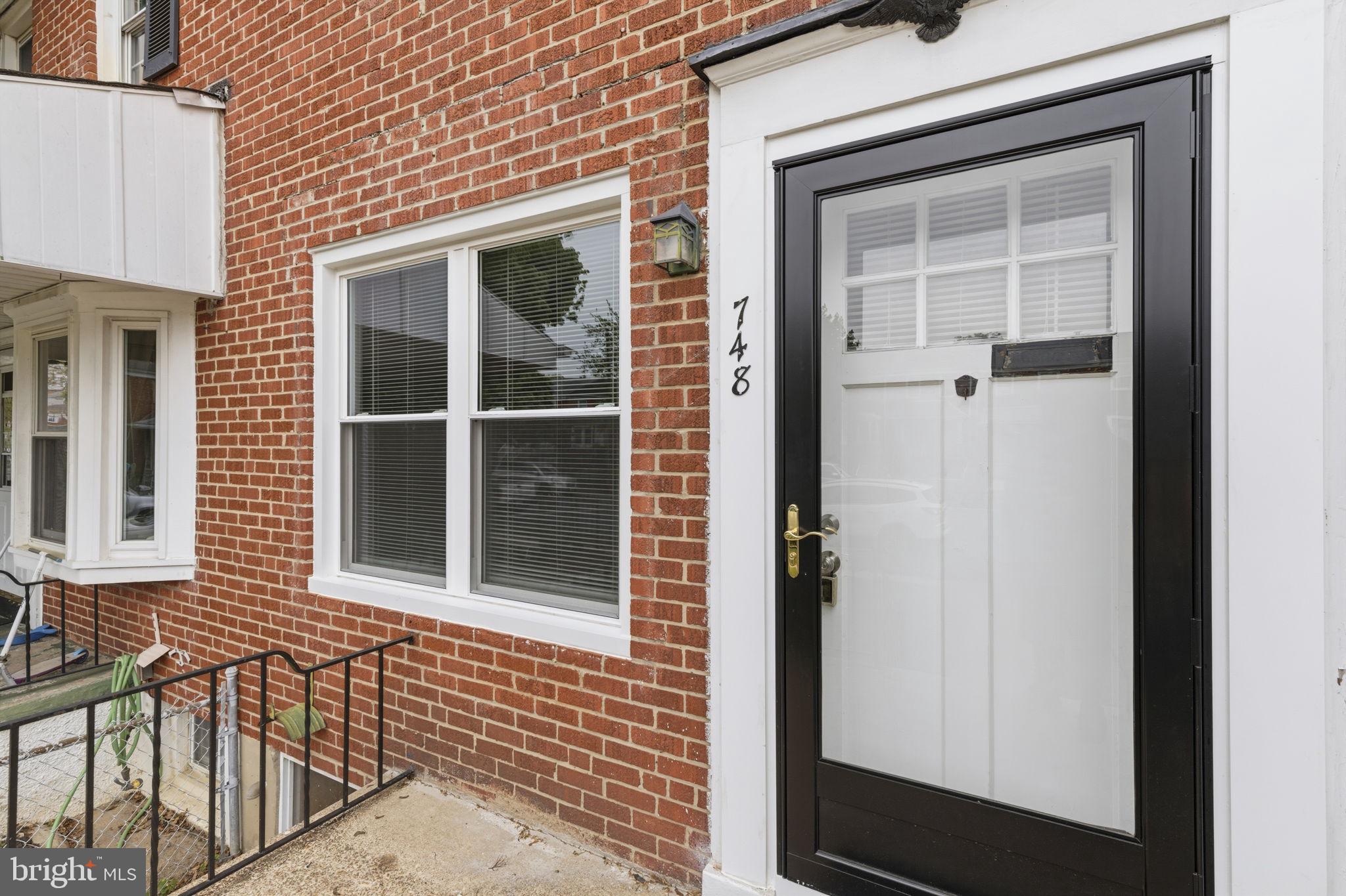 748 Arncliffe Road Essex, MD 21221 - Photo 2 of 27