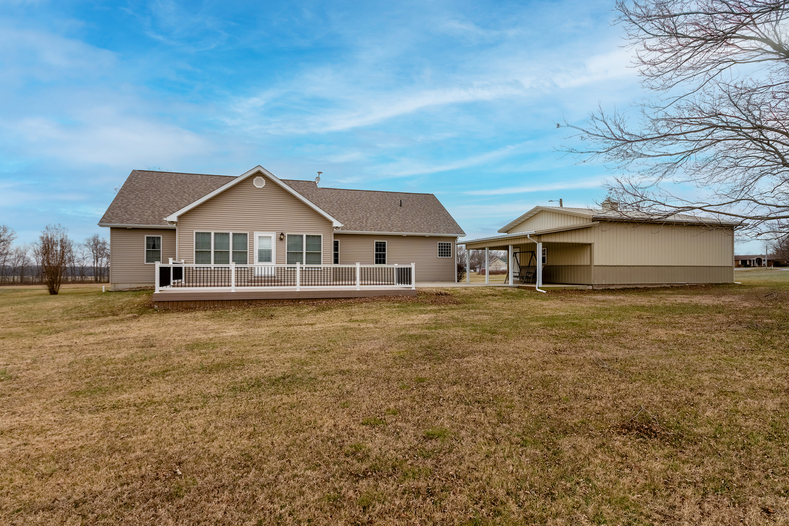 8511 Knox Road West Frankfort, IL 62896 - Photo 45 of 47 a front view of a house with a garden