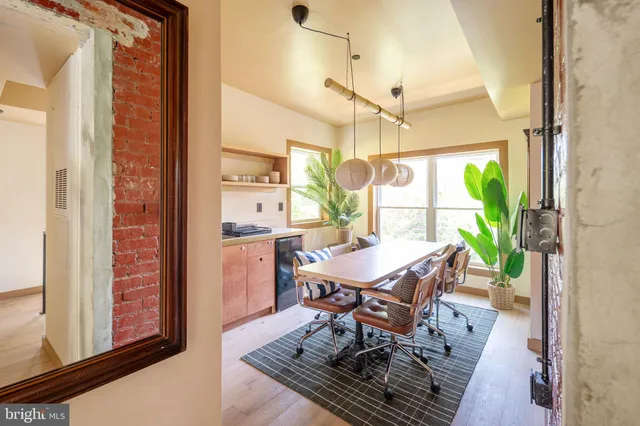 $1,395 | 2021 4th Street Northwest, Washington, DC 20001